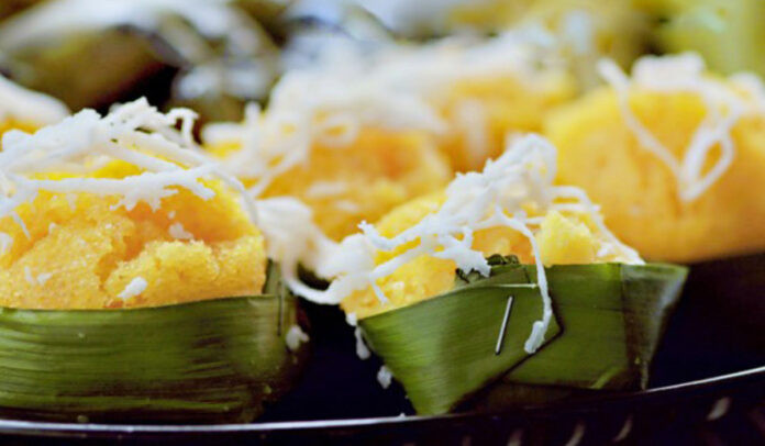 Bánh bò làm từ nước thốt nốt - đặc sản không thể thiếu của An Giang