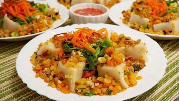 Bánh đúc mặn mềm dẻo, béo béo đậm vị dân dã