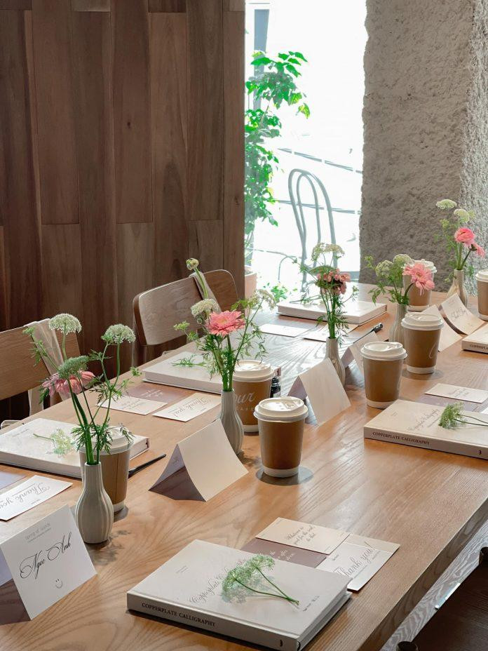 Bonjour Café thu hút giới trẻ Hà Nội