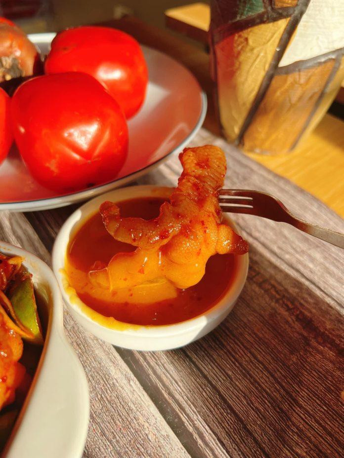 Chân gà sốt Thái đẹp mắt