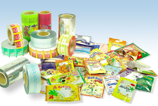 Hình ảnh sử dụng giấy bạc trong nướng thực phẩm không đúng cách