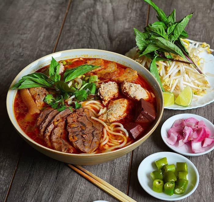 Kiến trúc cổ kính tại Vỹ Dạ Xưa