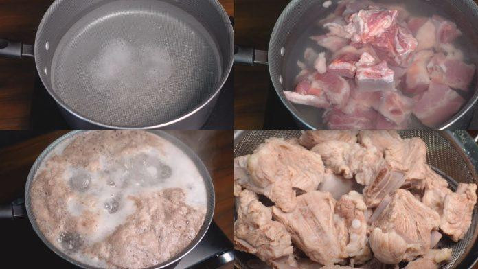 Luộc sườn để thịt mềm và loại bỏ tạp chất
