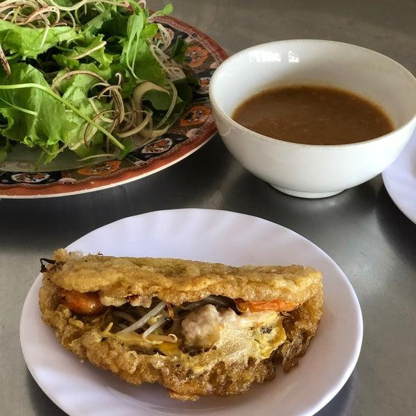 Món nem nướng tại Lạc Thiện Restaurant