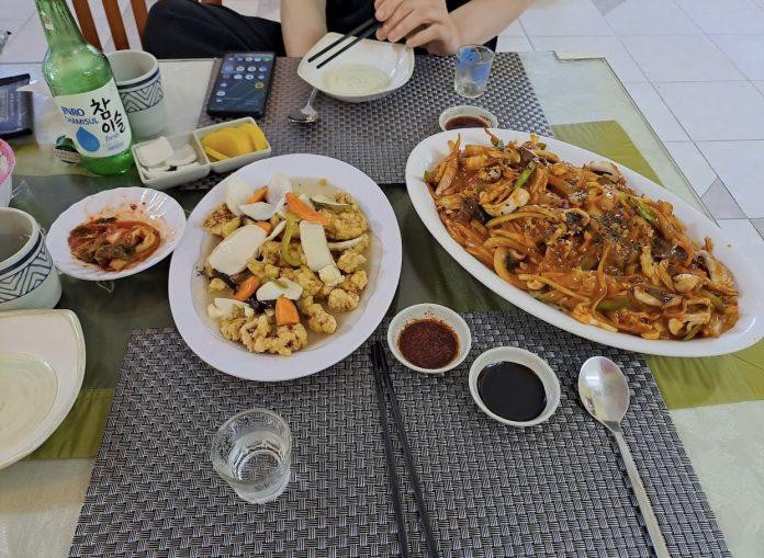 Sushi Hokkaido Sachi: Nhà hàng Nhật Bản cao cấp đáng trải nghiệm