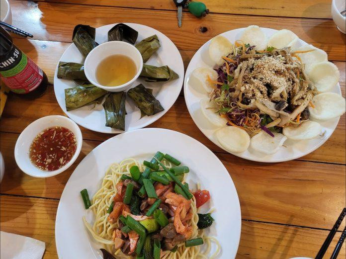 Thực đơn chay đa dạng tại Tịnh Quán
