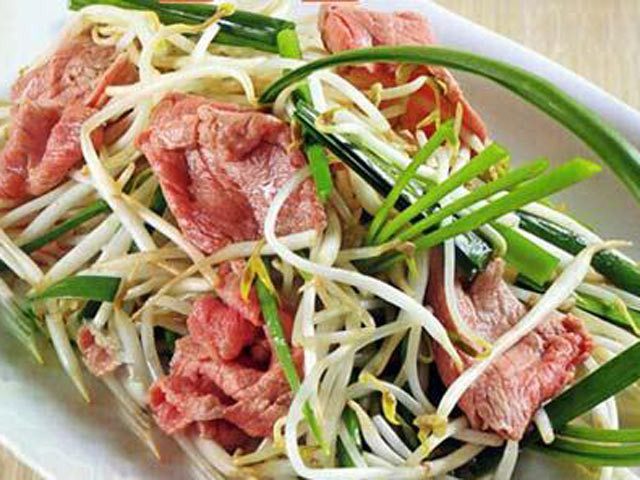 Cách làm thịt bò xào giá hẹ ngon chuẩn vị tại nhà