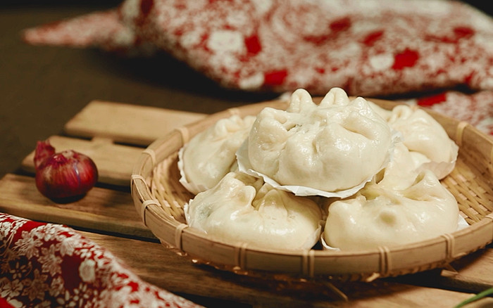 Bánh bao nhân thịt trắng mịn, thơm ngon