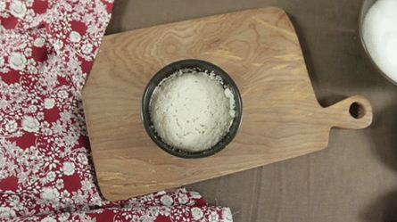 Kích hoạt men nở trong sữa ấm