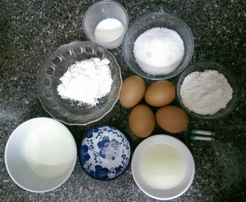 Nguyên liệu làm bánh bông lan đơn giản tại nhà