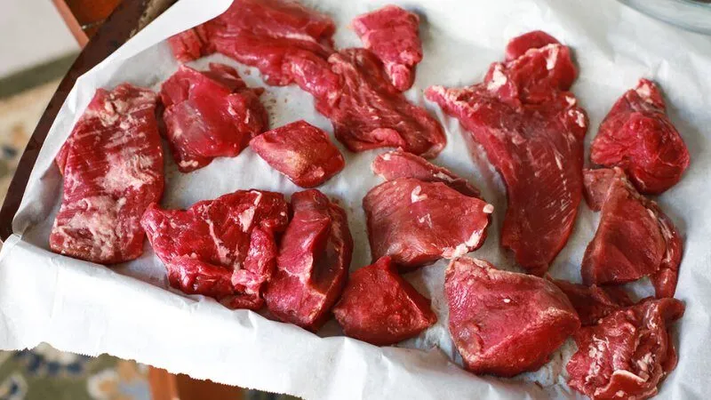 Cách chọn thịt nai tươi ngon