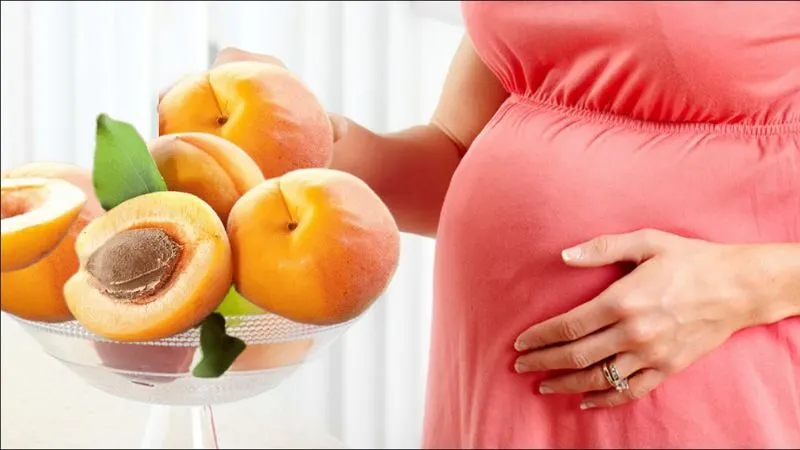 Bà bầu ăn đào được không?