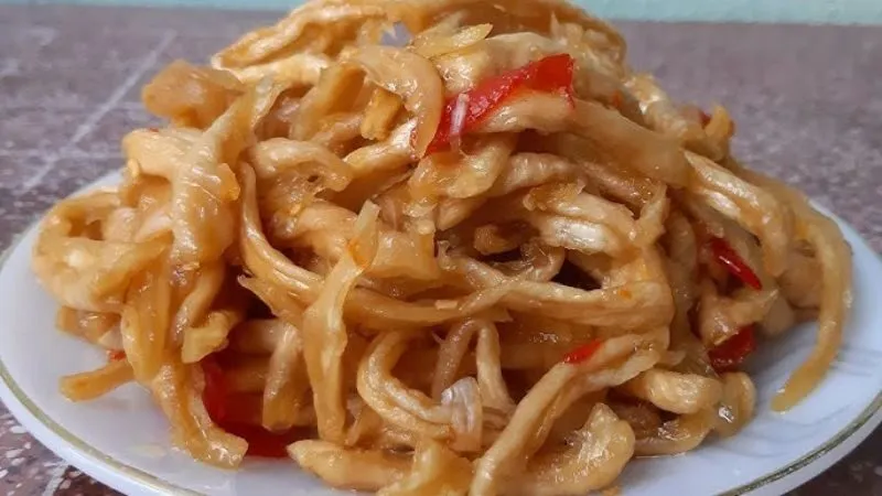 Bầu 3 tháng đầu ăn củ cải muối được không?