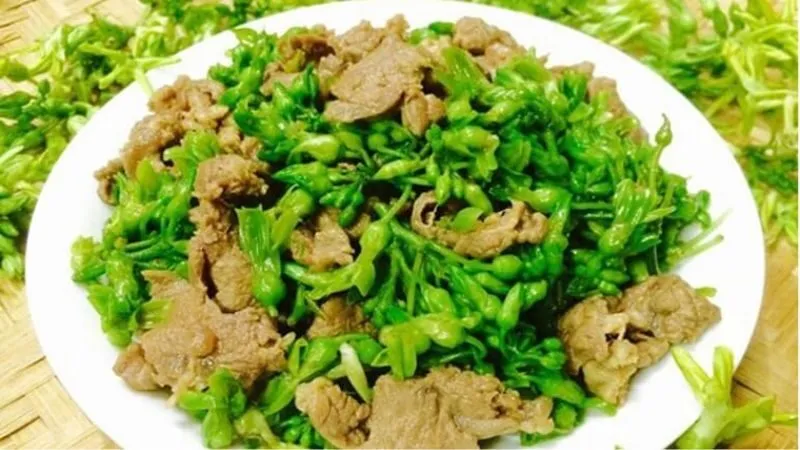 Các món ăn ngon đãi khách trong bữa tiệc gia đình