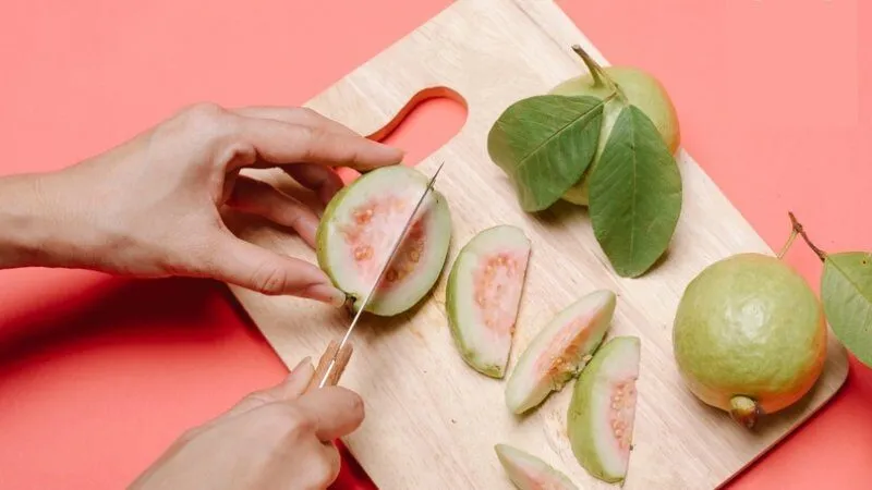 Cách sử dụng nước ép ổi để đạt hiệu quả tốt nhất