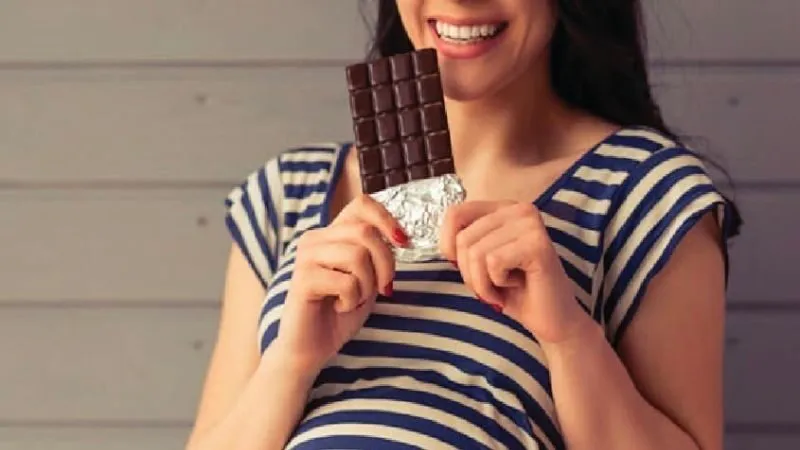 Bầu 3 Tháng Đầu Ăn Socola Được Không?